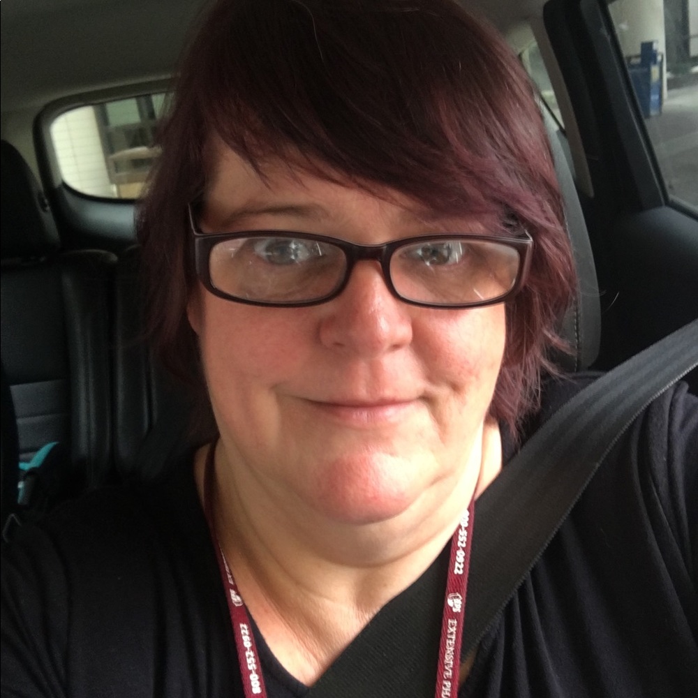 Meet your Posher, Lyn